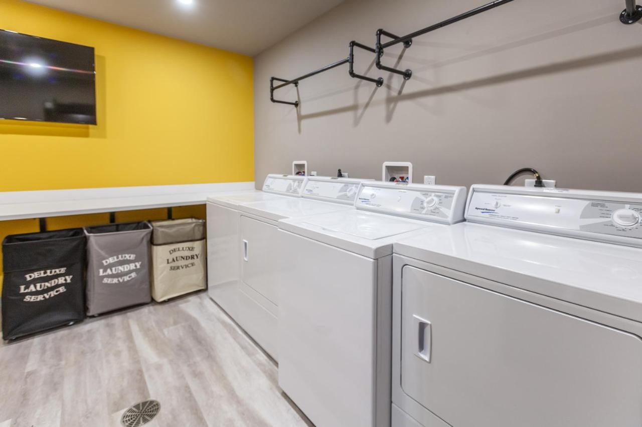 Frontdesk I The Blonde Apts Downtown Cincinnati Zewnętrze zdjęcie
